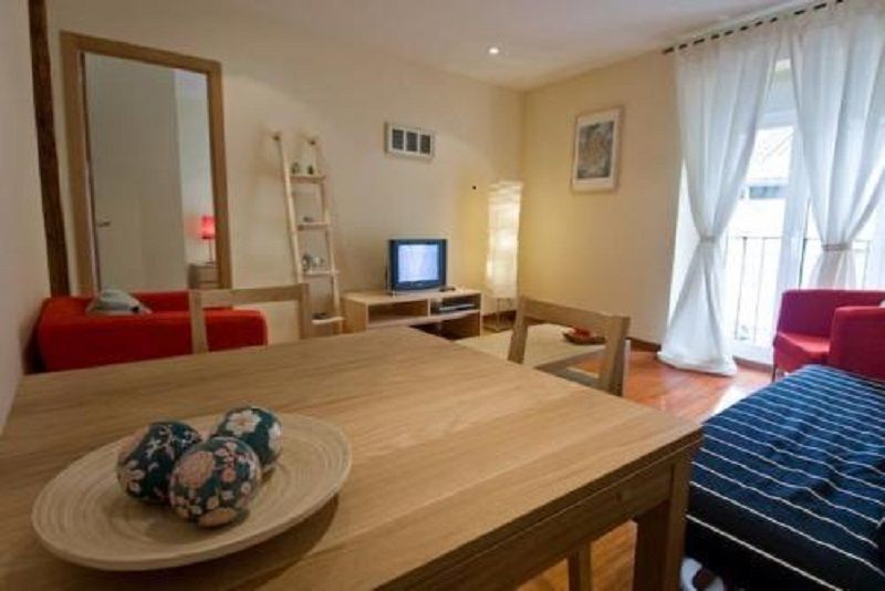 Prado Apartments มาดริด ภายนอก รูปภาพ
