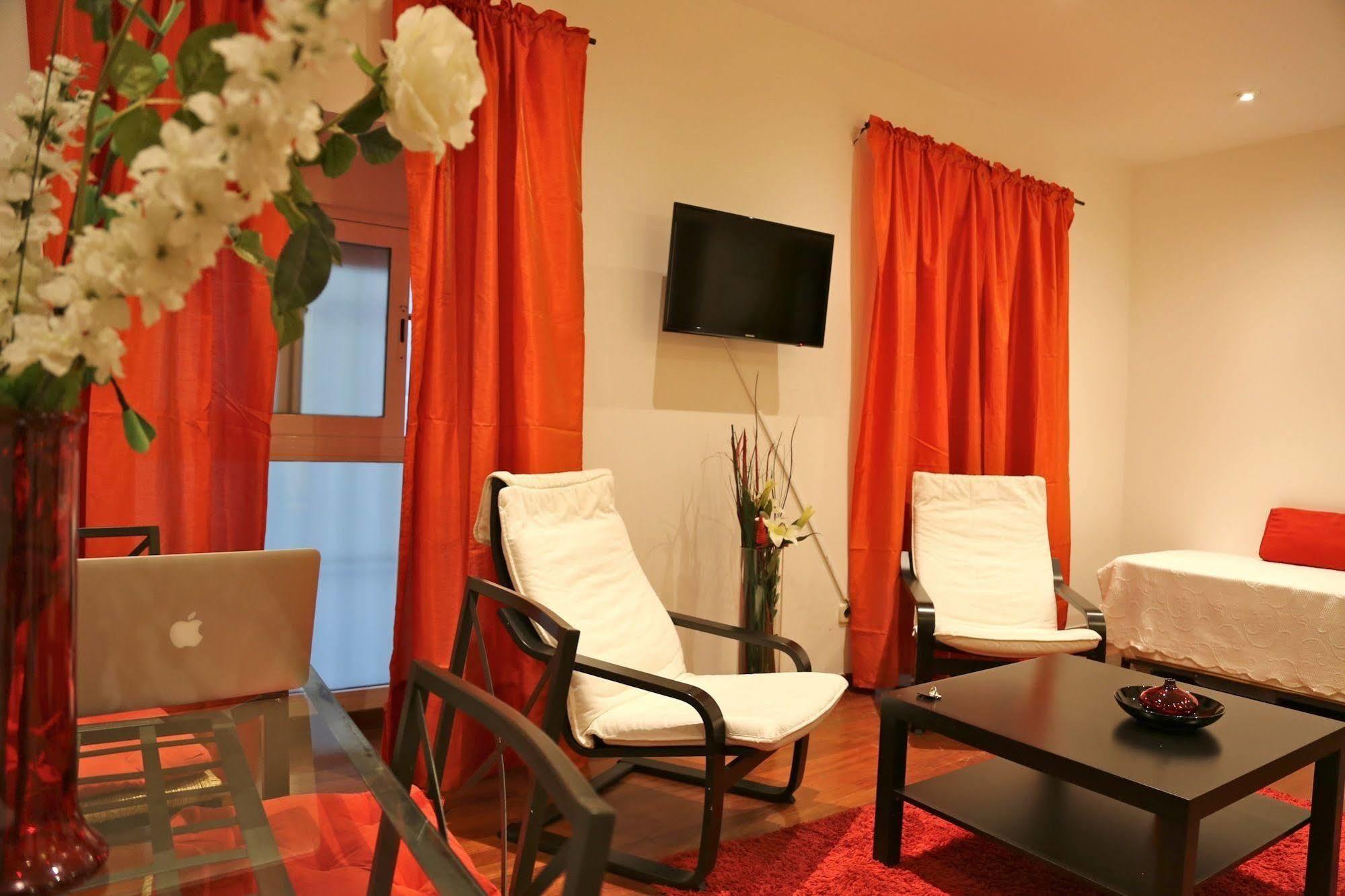 Prado Apartments มาดริด ภายนอก รูปภาพ