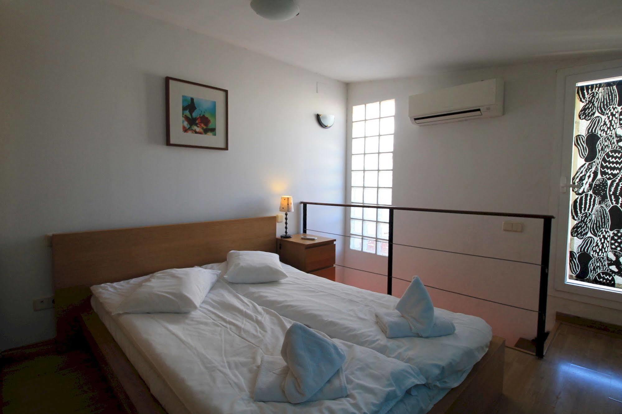 Prado Apartments มาดริด ภายนอก รูปภาพ