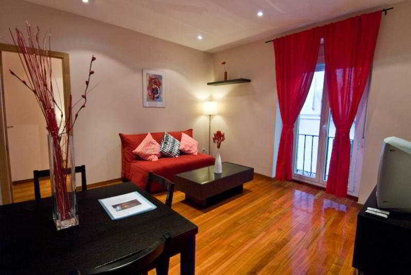 Prado Apartments มาดริด ภายนอก รูปภาพ